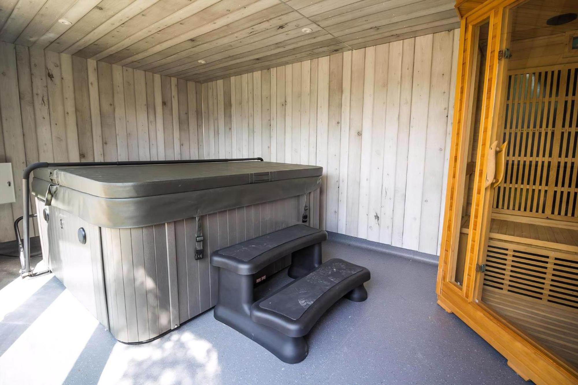 Stunning Cottage With A Private Hot Tub And Sauna In Norfolk Ref 99003Ac Lessingham Exterior photo